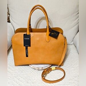 Claudia Firenze “The Row Margaux Style” BNWT/HTF/ viral leather caramel